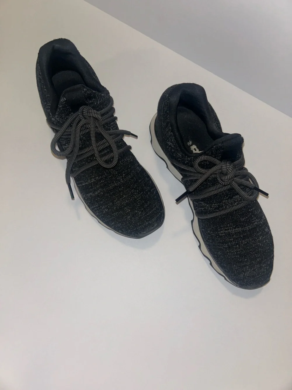 SOREL Kinetic Lace Black Knit Sneakers Women's Size 8.5 NL3227-011 gorpcore